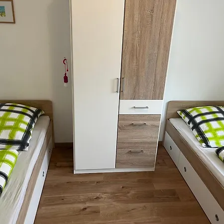 Mit 3 Schlafzimmer In Ostseenaehe Ovs 112 Neu Holiday home *